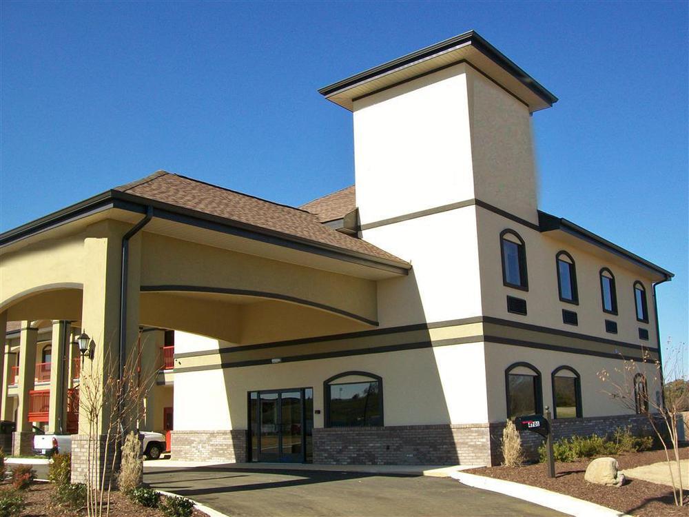 Americas Best Value Inn Tupelo Exterior photo