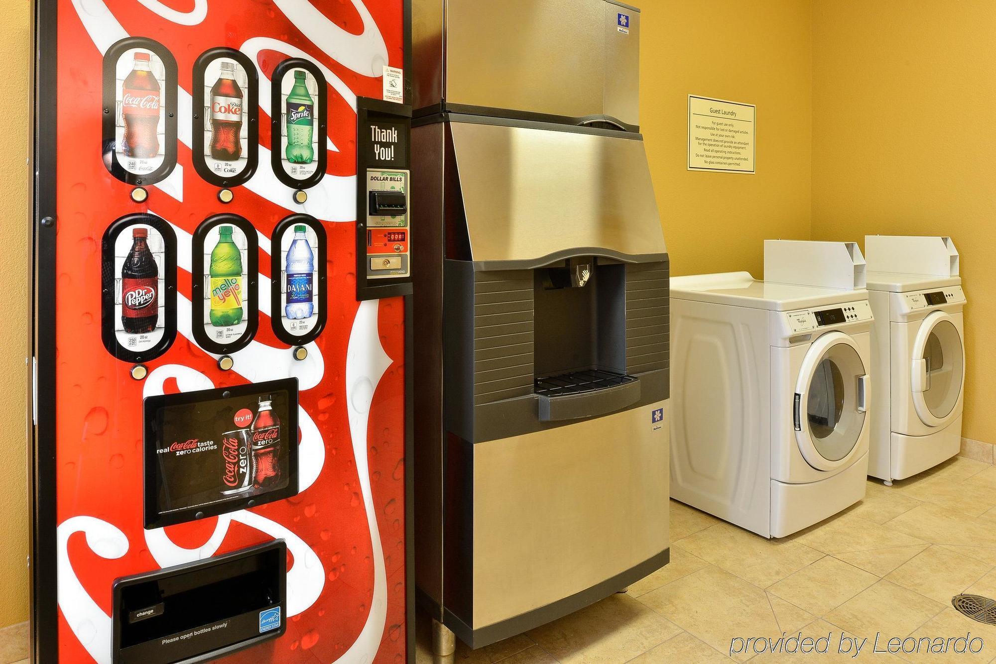 Americas Best Value Inn Tupelo Exterior photo